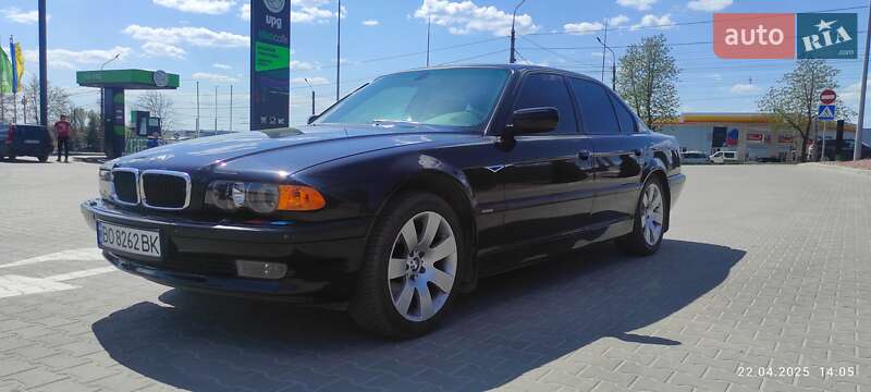 Седан BMW 7 Series 2001 в Тернополі