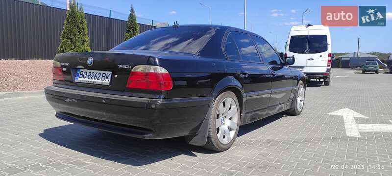 Седан BMW 7 Series 2001 в Тернополі