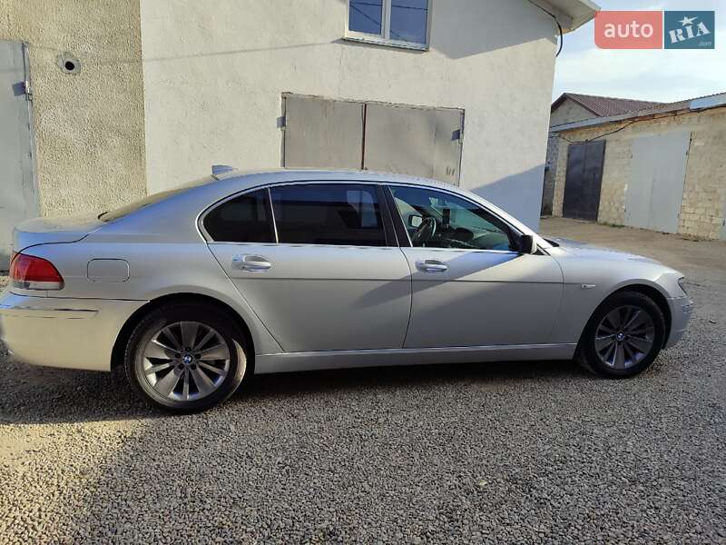Седан BMW 7 Series 2007 в Самборі