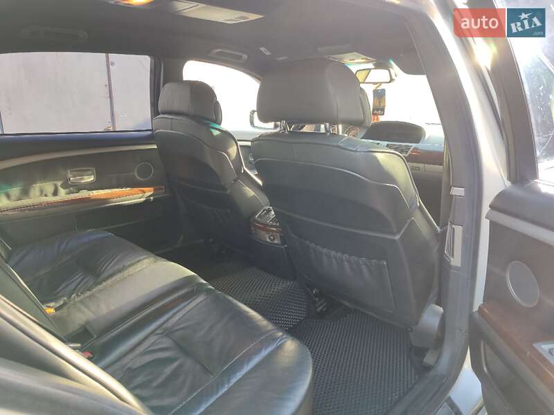 Седан BMW 7 Series 2007 в Самборі