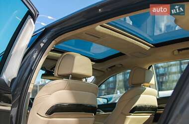 Седан BMW 7 Series 2017 в 