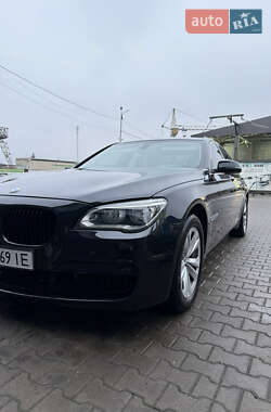 Седан BMW 7 Series 2014 в 