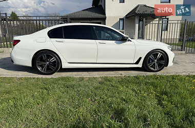 Седан BMW 7 Series 2016 в 