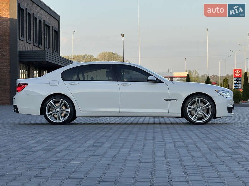 Седан BMW 7 Series 2013 в Черновцах