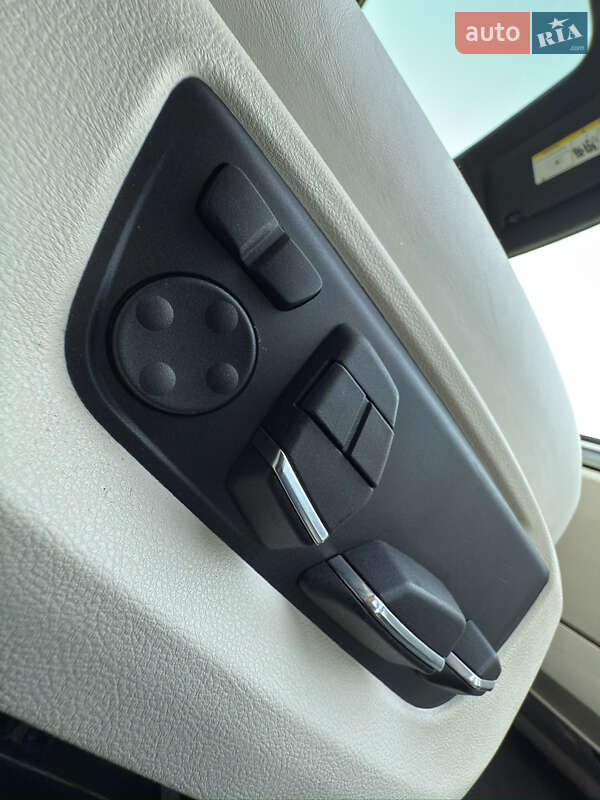 Седан BMW 7 Series 2013 в Черновцах