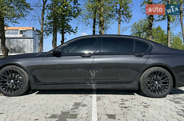 Седан BMW 7 Series 2018 в 