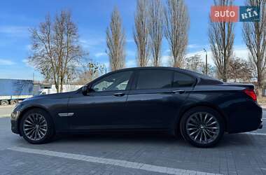 Седан BMW 7 Series 2009 в 