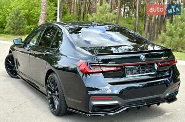 Седан BMW 7 Series 2022 в 