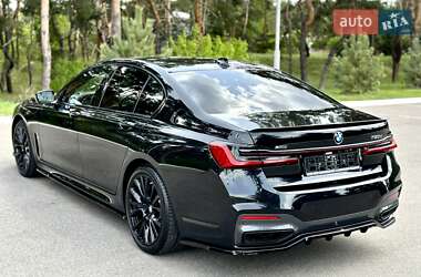 Седан BMW 7 Series 2022 в 