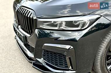 Седан BMW 7 Series 2022 в 