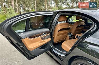 Седан BMW 7 Series 2022 в 