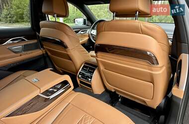 Седан BMW 7 Series 2022 в 