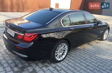 Седан BMW 7 Series 2012 в 