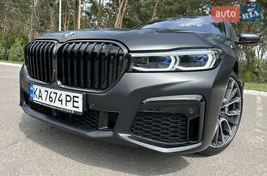 Седан BMW 7 Series 2022 в 