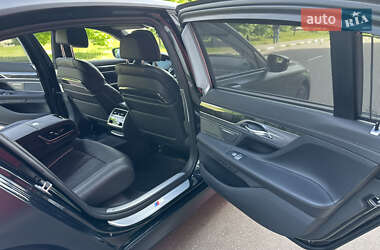 Седан BMW 7 Series 2022 в 