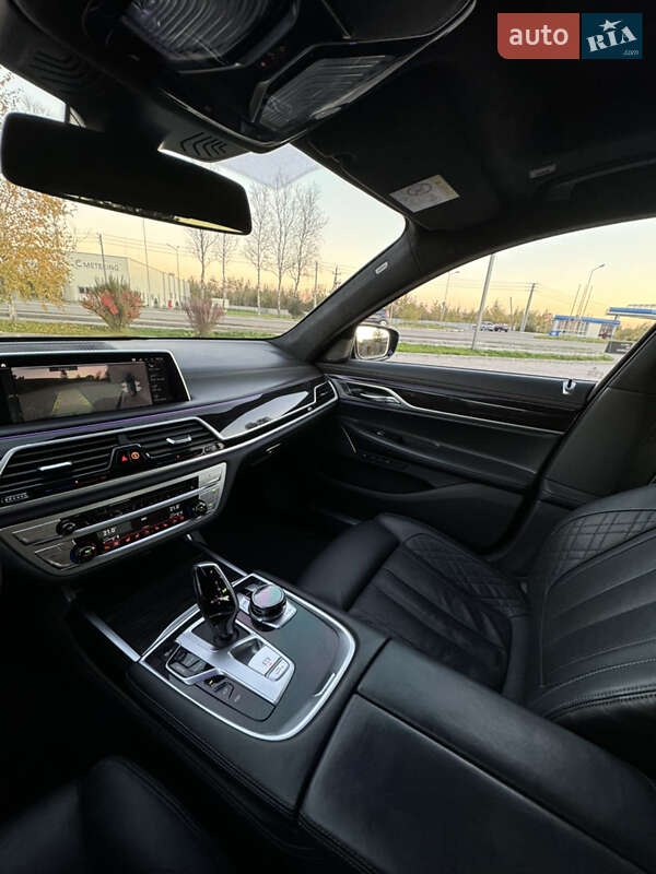 Седан BMW 7 Series 2019 в Ивано-Франковске