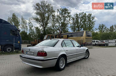 Седан BMW 7 Series 2001 в 