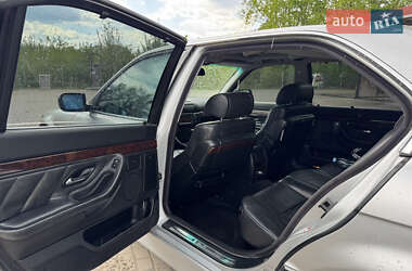 Седан BMW 7 Series 2001 в 