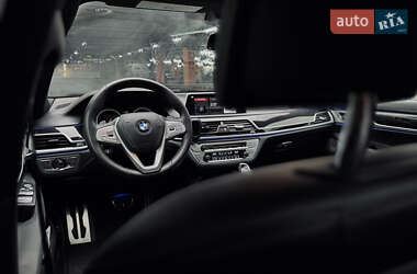 Седан BMW 7 Series 2017 в 