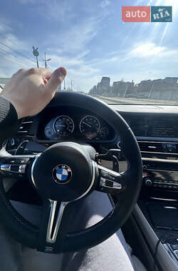 Седан BMW 7 Series 2010 в 