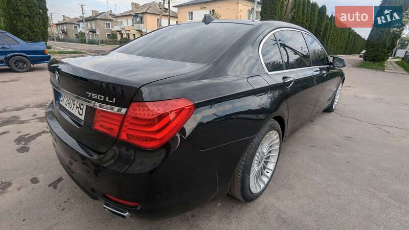 Седан BMW 7 Series 2010 в Ровно