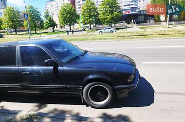 Седан BMW 7 Series 1992 в 