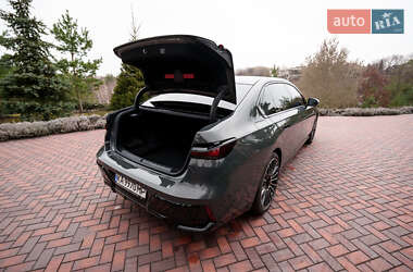 Седан BMW 7 Series 2024 в 