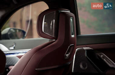 Седан BMW 7 Series 2024 в 
