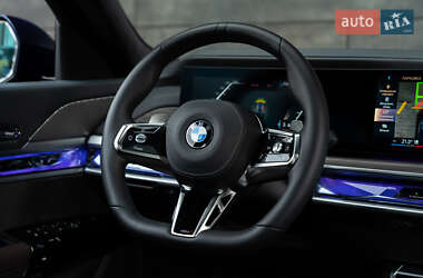 Седан BMW 7 Series 2023 в 