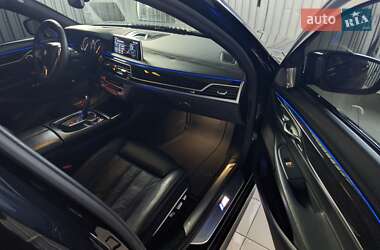 Седан BMW 7 Series 2016 в 