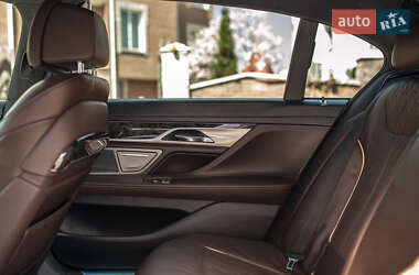 Седан BMW 7 Series 2018 в 