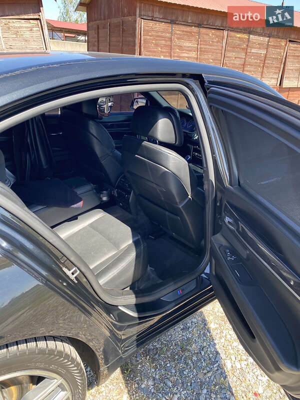 Седан BMW 7 Series 2010 в Миколаєві