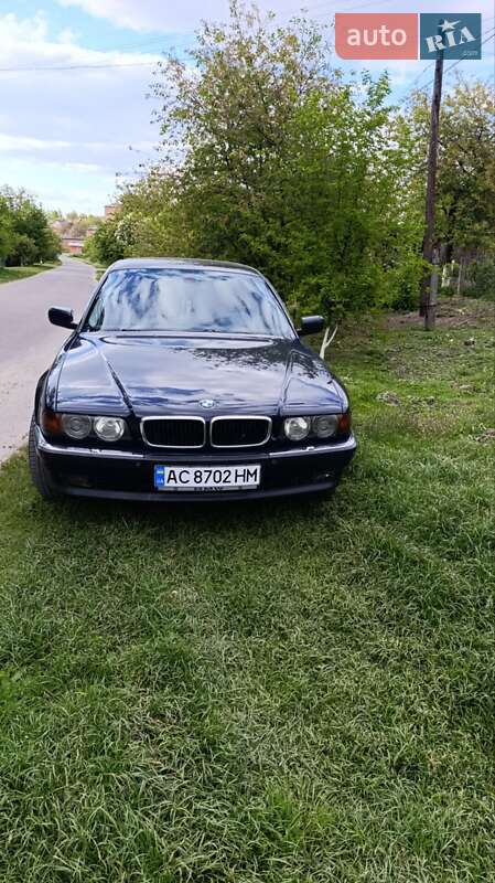 Седан BMW 7 Series 1999 в 