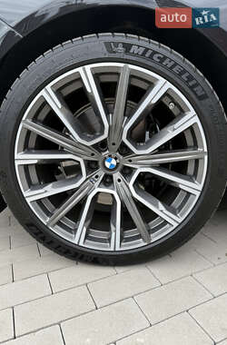 Седан BMW 7 Series 2019 в 