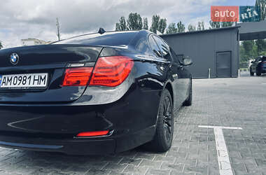 Седан BMW 7 Series 2010 в 