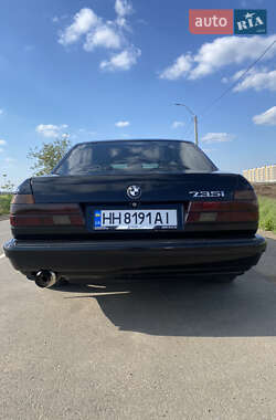 Седан BMW 7 Series 1989 в 