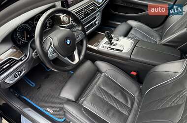 Седан BMW 7 Series 2018 в 