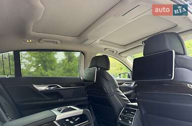 Седан BMW 7 Series 2018 в 