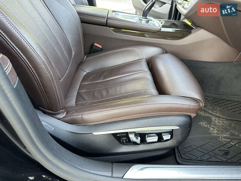 Седан BMW 7 Series 2016 в Києві
