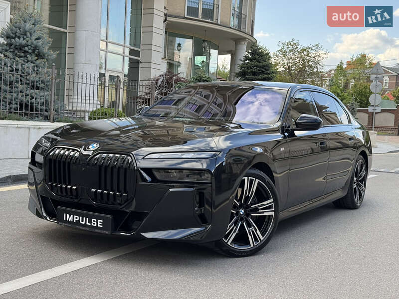 Седан BMW 7 Series 2023 в 