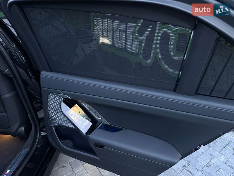 Седан BMW 7 Series 2024 в Киеве