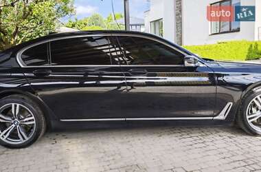Седан BMW 7 Series 2018 в 