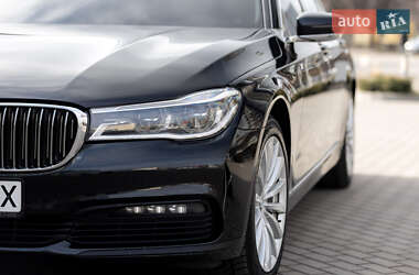 Седан BMW 7 Series 2018 в 