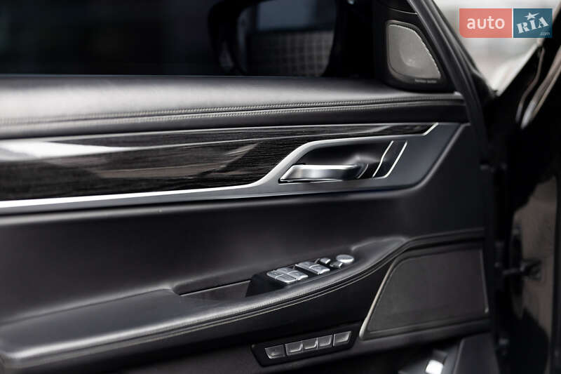 Седан BMW 7 Series 2018 в Вінниці