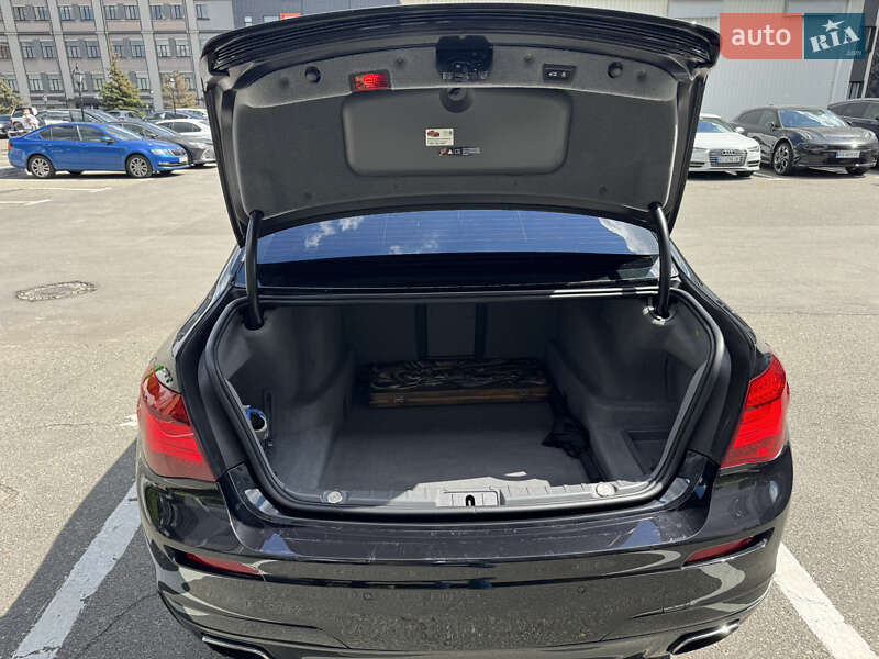 Седан BMW 7 Series 2013 в Киеве