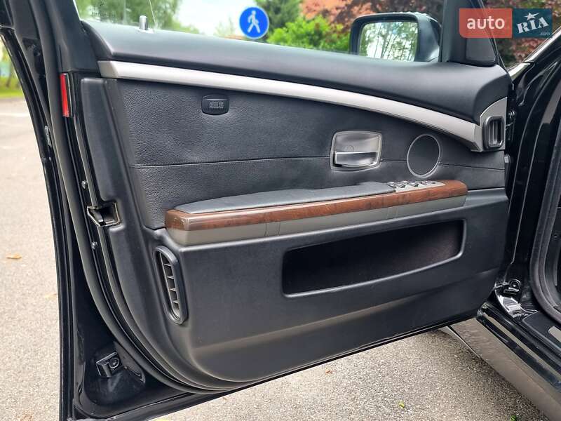 Седан BMW 7 Series 2006 в Киеве