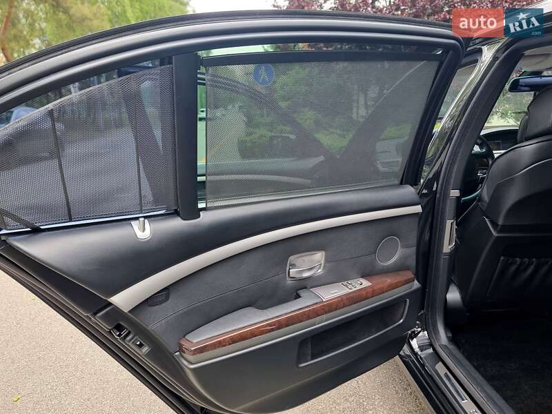 Седан BMW 7 Series 2006 в Киеве