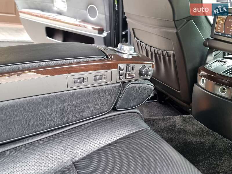 Седан BMW 7 Series 2006 в Киеве