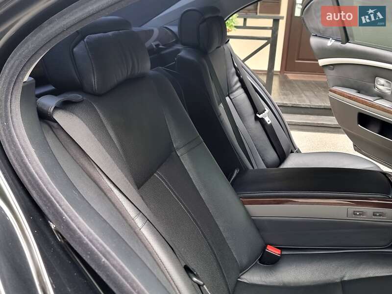 Седан BMW 7 Series 2006 в Киеве