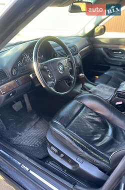 Седан BMW 7 Series 2000 в 